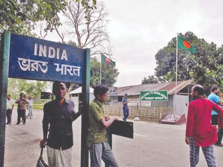 Bengal asks dist admins to be on alert against attempt to foment trouble