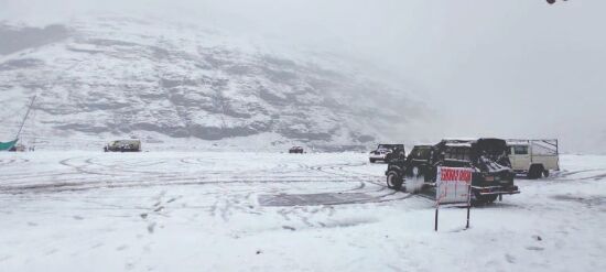 Manali–Leh NH blocked after seasons 1st snowfall in Lahaul–Spiti Manali–Leh NH blocked after seasons 1st snowfall in Lahaul–Spiti