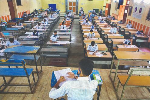CBSE announces date sheet for first term of Class 10 and 12 Board exams CBSE announces date sheet for first term of Class 10 and 12 Board exams