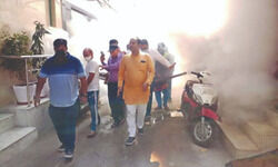 South Delhi Mayor goes   on special fogging drive South Delhi Mayor goes   on special fogging drive