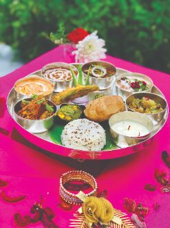 Enjoy a lavish dinner with your spouse at The Imperial Enjoy a lavish dinner with your spouse at The Imperial