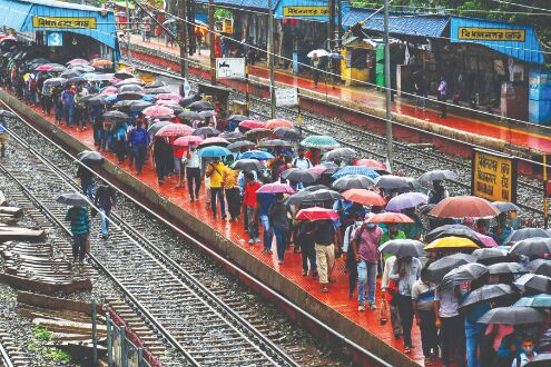 Clear, sunny sky in city from today, North Bengal to experience showers Clear, sunny sky in city from today, North Bengal to experience showers