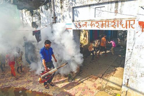 Beds filling fast, hosps rush to make room for dengue cases Beds filling fast, hosps rush to make room for dengue cases