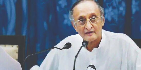35K high net worth Indian entrepreneurs left India under Modi govt: Amit Mitra 35K high net worth Indian entrepreneurs left India under Modi govt: Amit Mitra