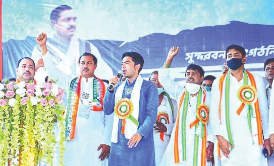 Voting for the Cong, Left same as pressing NOTA button: Abhishek Voting for the Cong, Left same as pressing NOTA button: Abhishek