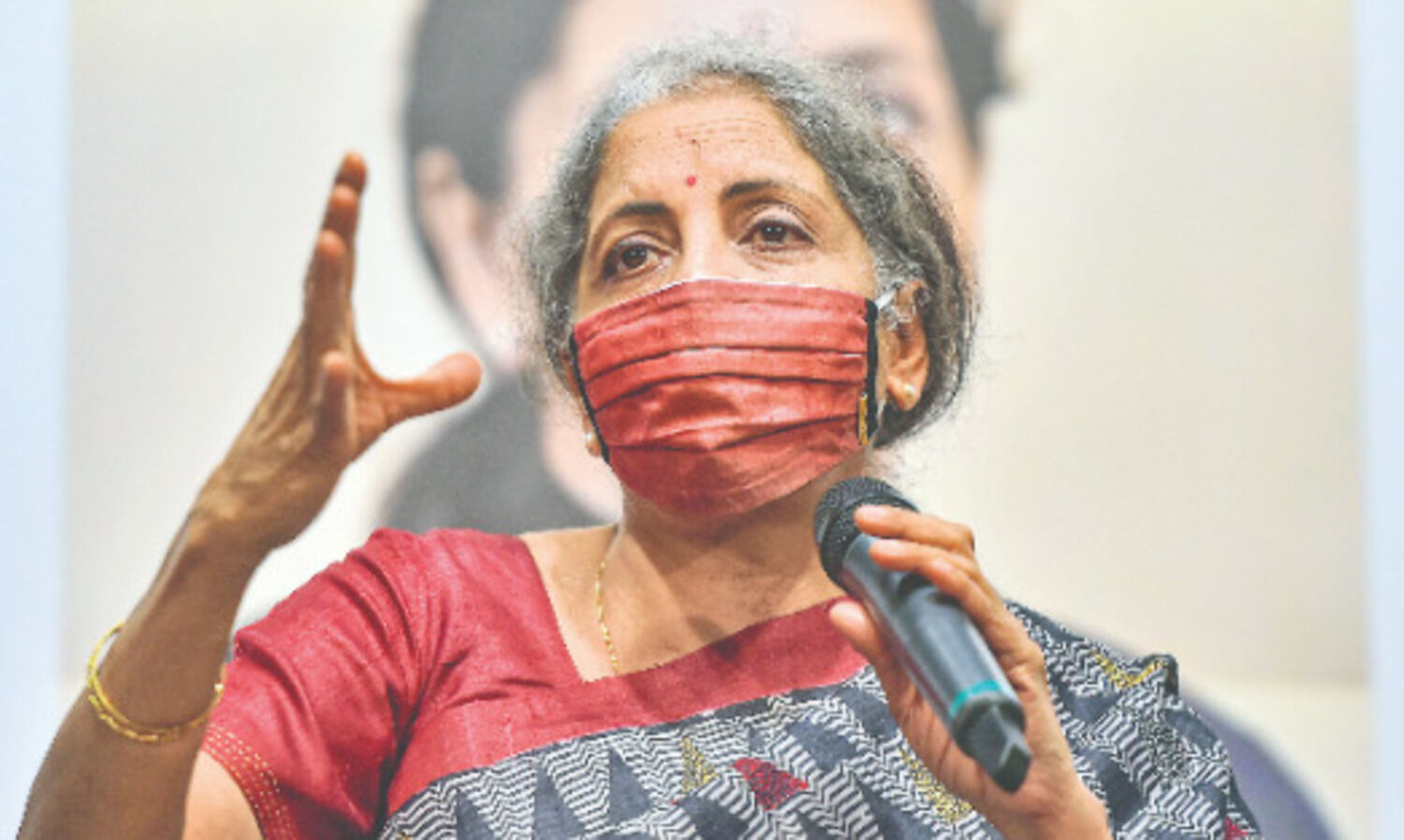 FM asks civil aviation ministry, DoT to expedite capex