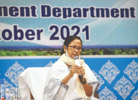 Youths can earn better in Bengal, rather than toil in other states: CM