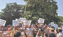 Gurugram Namaz row: Hindu groups meet DC, issue ultimatum