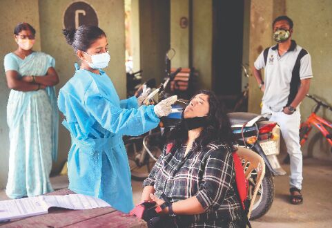 Maharashtra sees 1,201 new cases, fatalities rise by 20 Maharashtra sees 1,201 new cases, fatalities rise by 20
