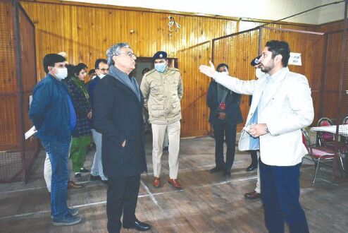 Mandi bypoll: CS, CEO take stock of preparations