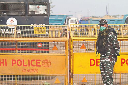 HC notice to Centre, cops on removal of unnecessary barricading from roads HC notice to Centre, cops on removal of unnecessary barricading from roads