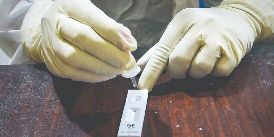 About 990 cases; at least 9 deaths reported in a day About 990 cases; at least 9 deaths reported in a day