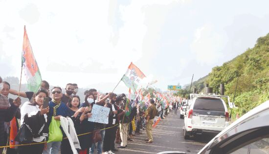 Mamatas visit rejuvenates the Hills,   TMC to take part in GTA elections