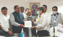 Hry: INLDs Abhay Chautala manages to win Ellenabad seat Hry: INLDs Abhay Chautala manages to win Ellenabad seat