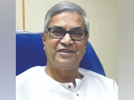 CM mourns demise of ex-min Rabiranjan Chattopadhyay