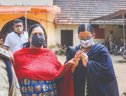 After 11 months, Swapna Suresh walks out of jail After 11 months, Swapna Suresh walks out of jail