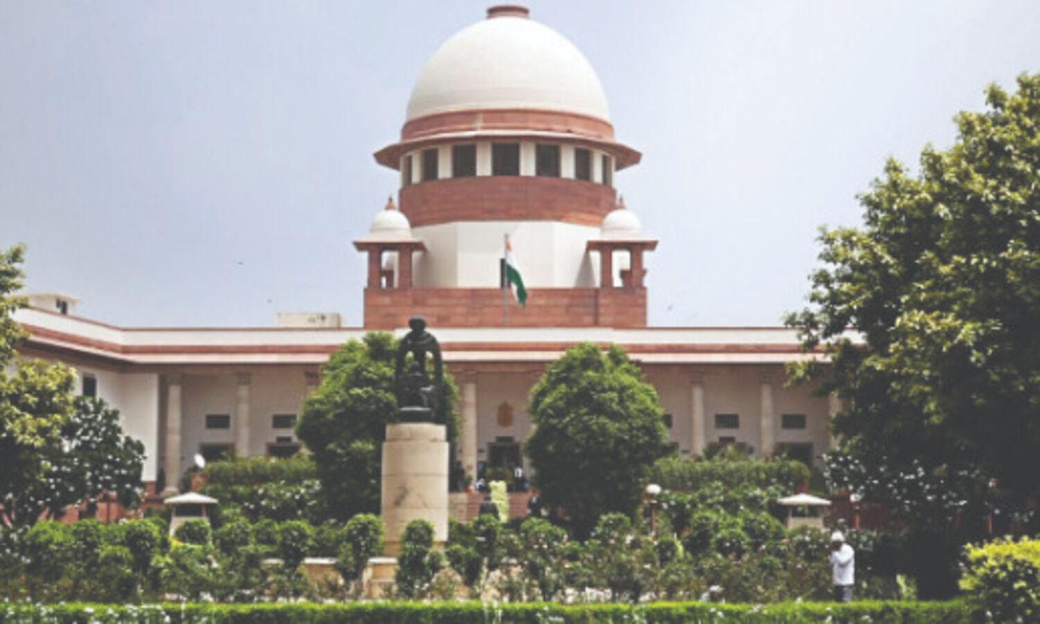 Builder-buyer pact important matter in public interest: SC