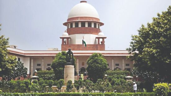 Builder-buyer pact important matter in public interest: SC