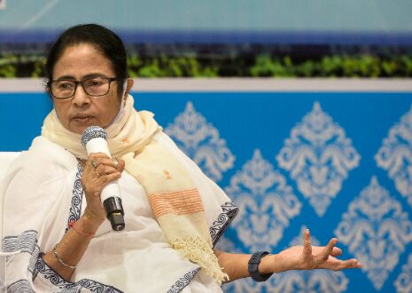 CM, Governor in sync over global investment plans for Bengal CM, Governor in sync over global investment plans for Bengal