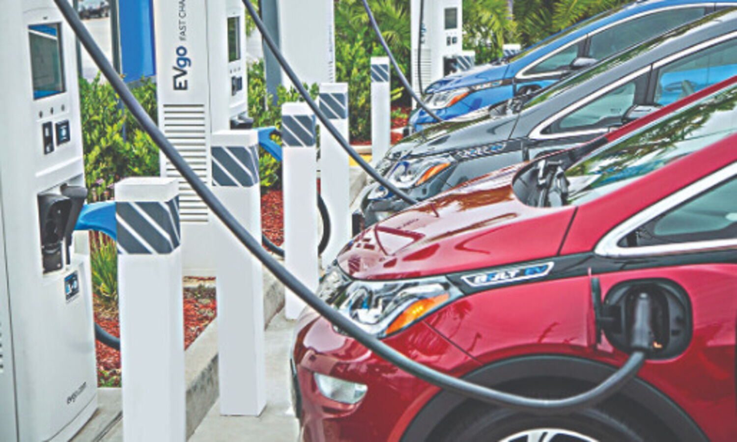 Public sector oil firms to set up 22,000 EV charging stations over next 3-5 yrs