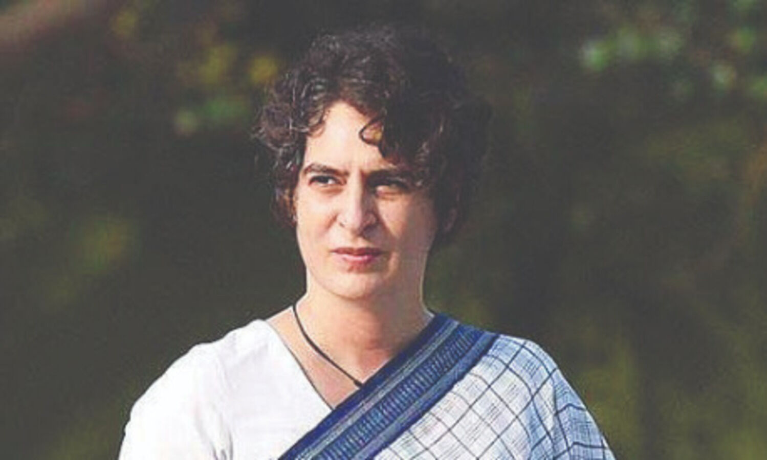 Eye on polls, Priyanka promises Rs 10K monthly honorarium for ASHA workers