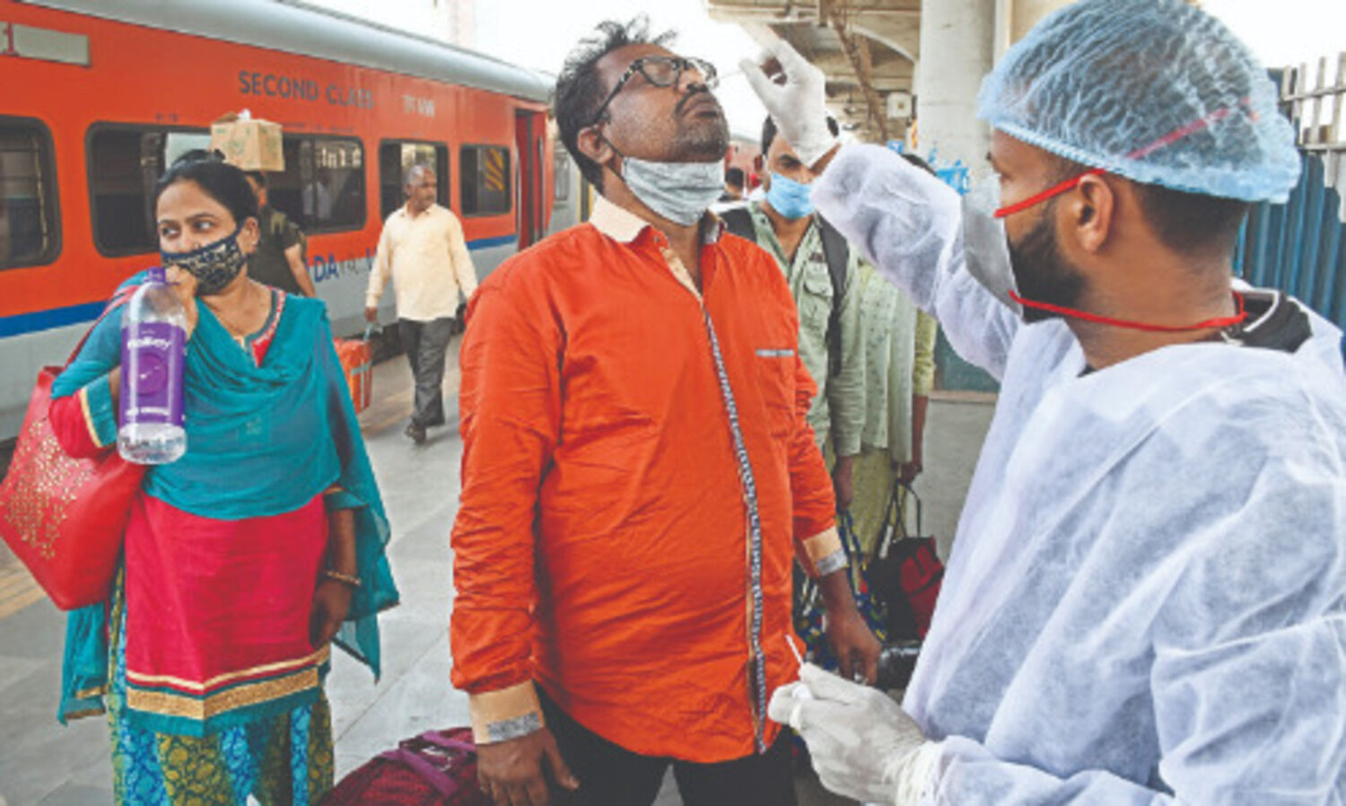 Ensure all adults get 1st vax dose during Har Ghar Dastak drive