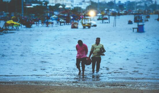Showers, flooding toss Chennai; 14 killed in rain- battered Tamil Nadu Showers, flooding toss Chennai; 14 killed in rain- battered Tamil Nadu