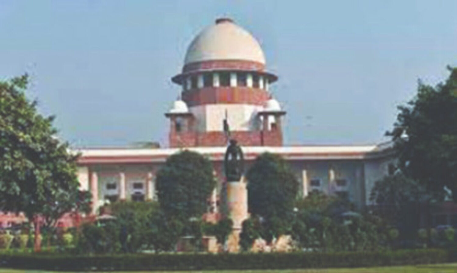 Resolve dispute over non-inclusion of pvt docs under COVID insurance