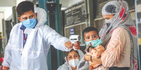 Daily case load in Kolkata and North-24 Pgns dips in past 24 hrs Daily case load in Kolkata and North-24 Pgns dips in past 24 hrs