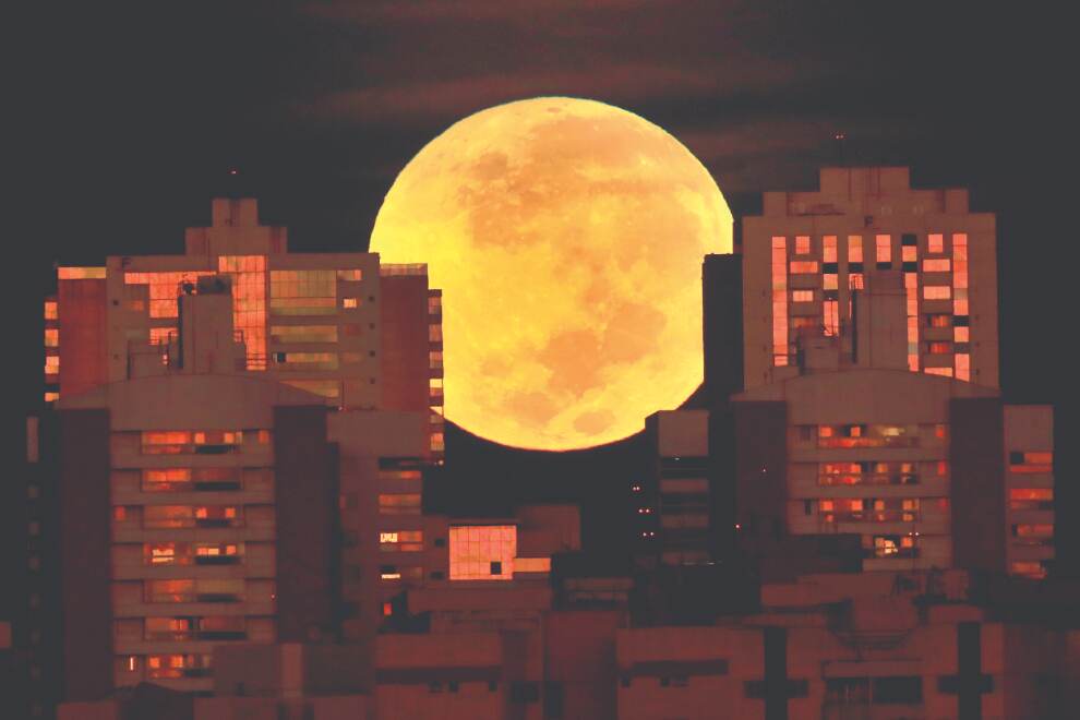 Longest partial lunar eclipse in 580 yrs to occur on November 19 Longest partial lunar eclipse in 580 yrs to occur on November 19