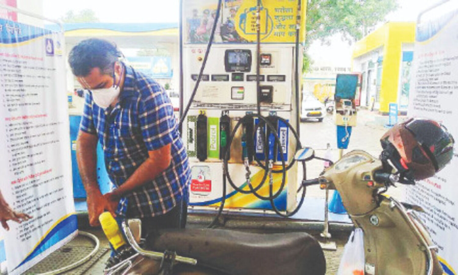 Punjab sees biggest decrease in petrol price, Ladakh on diesel