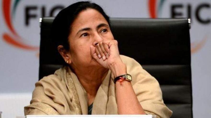 Mamata condoles death of Bangladeshi writer Hasan Azizul Haque Mamata condoles death of Bangladeshi writer Hasan Azizul Haque