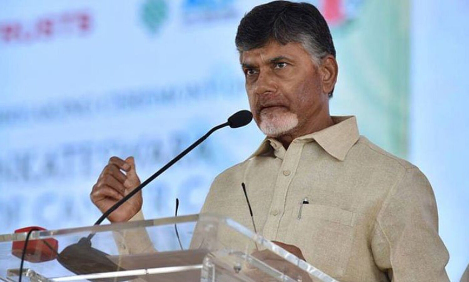 Chandrababu breaks down, vows to stay away from Assembly
