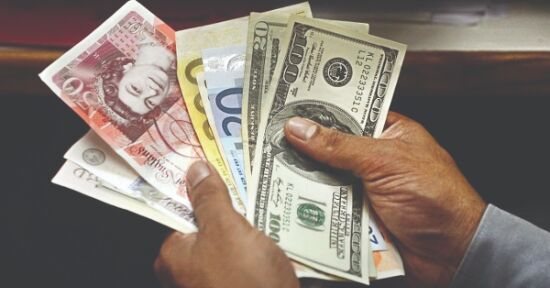 Indias forex reserves decline $763 million to $640.11 billion