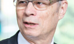 Proponent of industrial organisation Proponent of industrial organisation