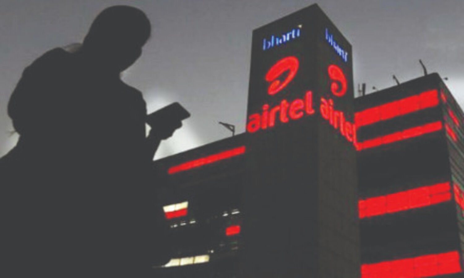 Airtel to hike prepaid tariffs by 20-25%