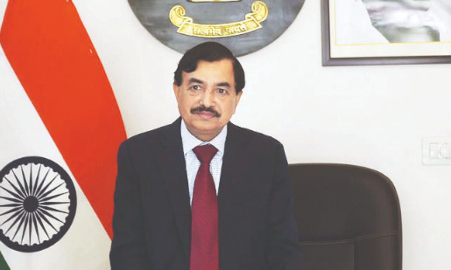 EC holds meeting with CEOs of states, UTs on poll issues