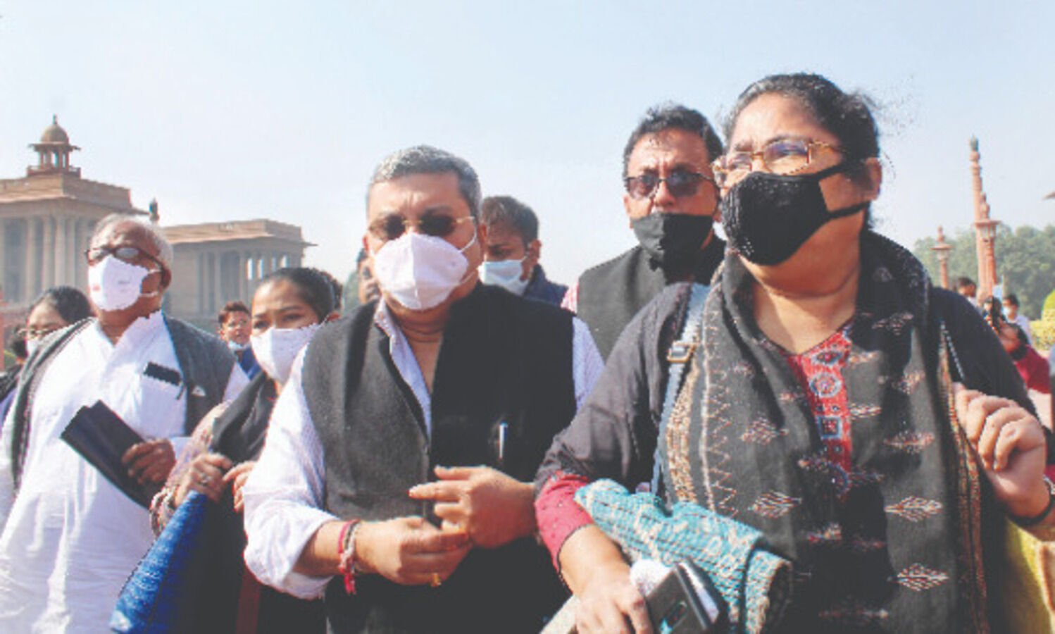 TMC MPs stage protest, Shah assures will ask for report from Tripura CM