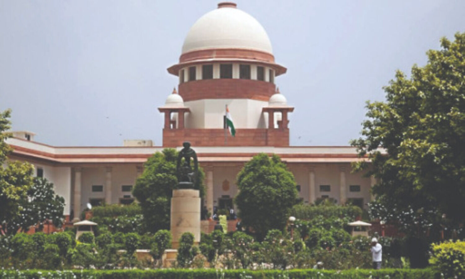 SC asks parties to file common small compilation of documents
