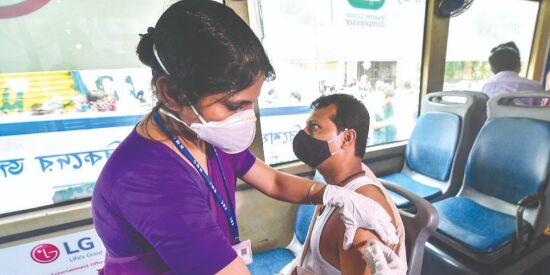 About 5 lakh in Kolkata missed taking Covid vaccine 2nd dose About 5 lakh in Kolkata missed taking Covid vaccine 2nd dose