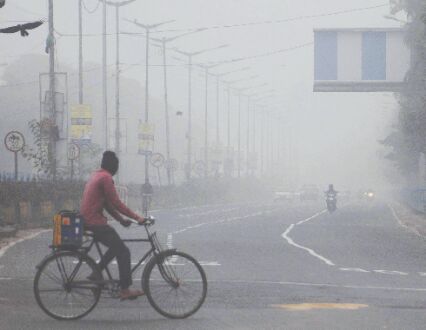 Mercury dips by 2 degree Celsius in   city; set to plunge further, says MeT