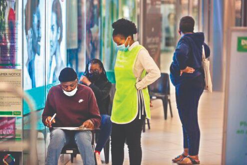World takes action as new variant emerges in southern Africa World takes action as new variant emerges in southern Africa