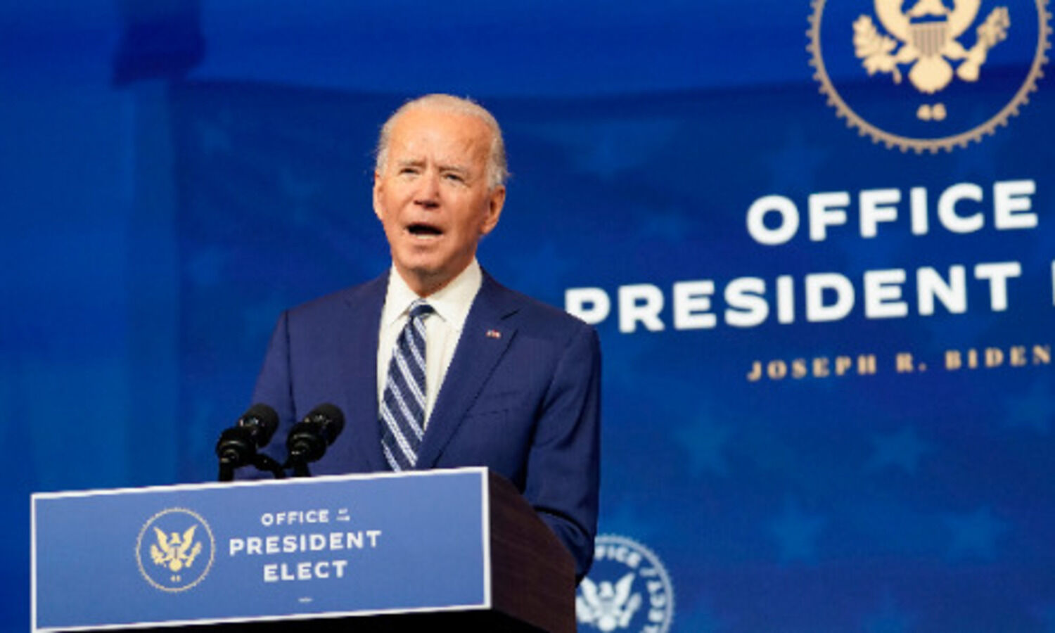 Biden sets out oil, gas leasing reform, stops short of ban