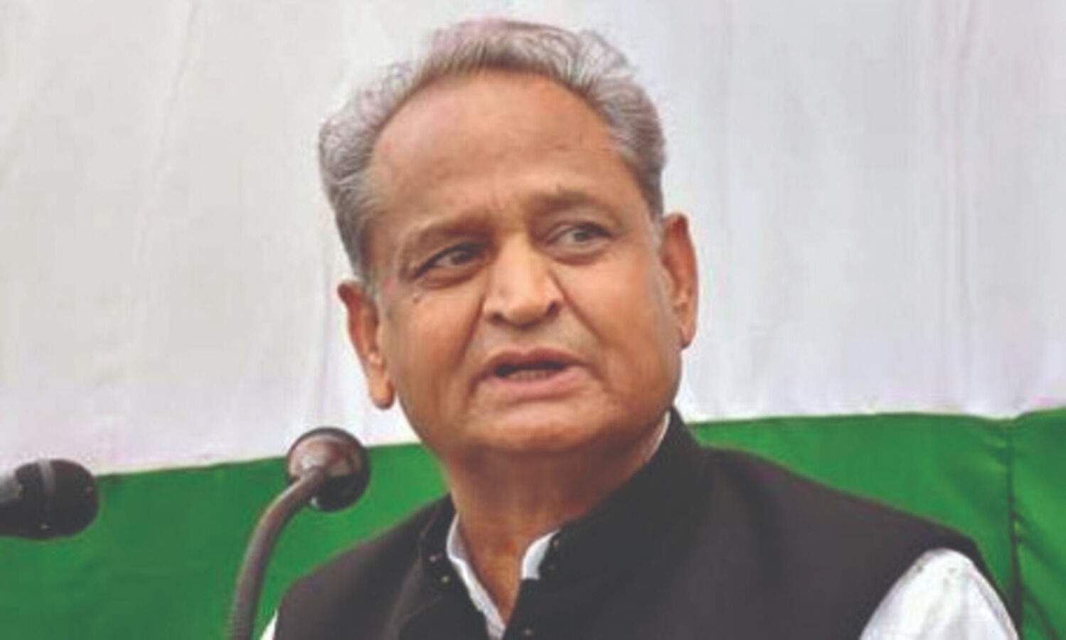 Help oil firms with funds to curb inflation, says Gehlot