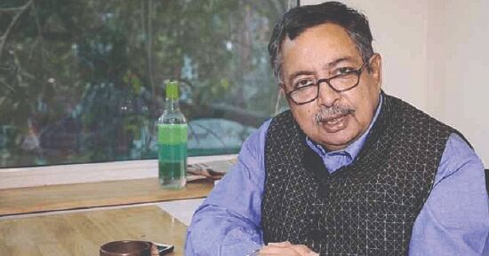 Veteran journalist Vinod Dua beyond critical, daughter requests people not to spread rumours