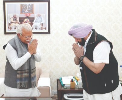 Amarinder meets Hry CM Khattar, describes it courtesy meet Amarinder meets Hry CM Khattar, describes it courtesy meet