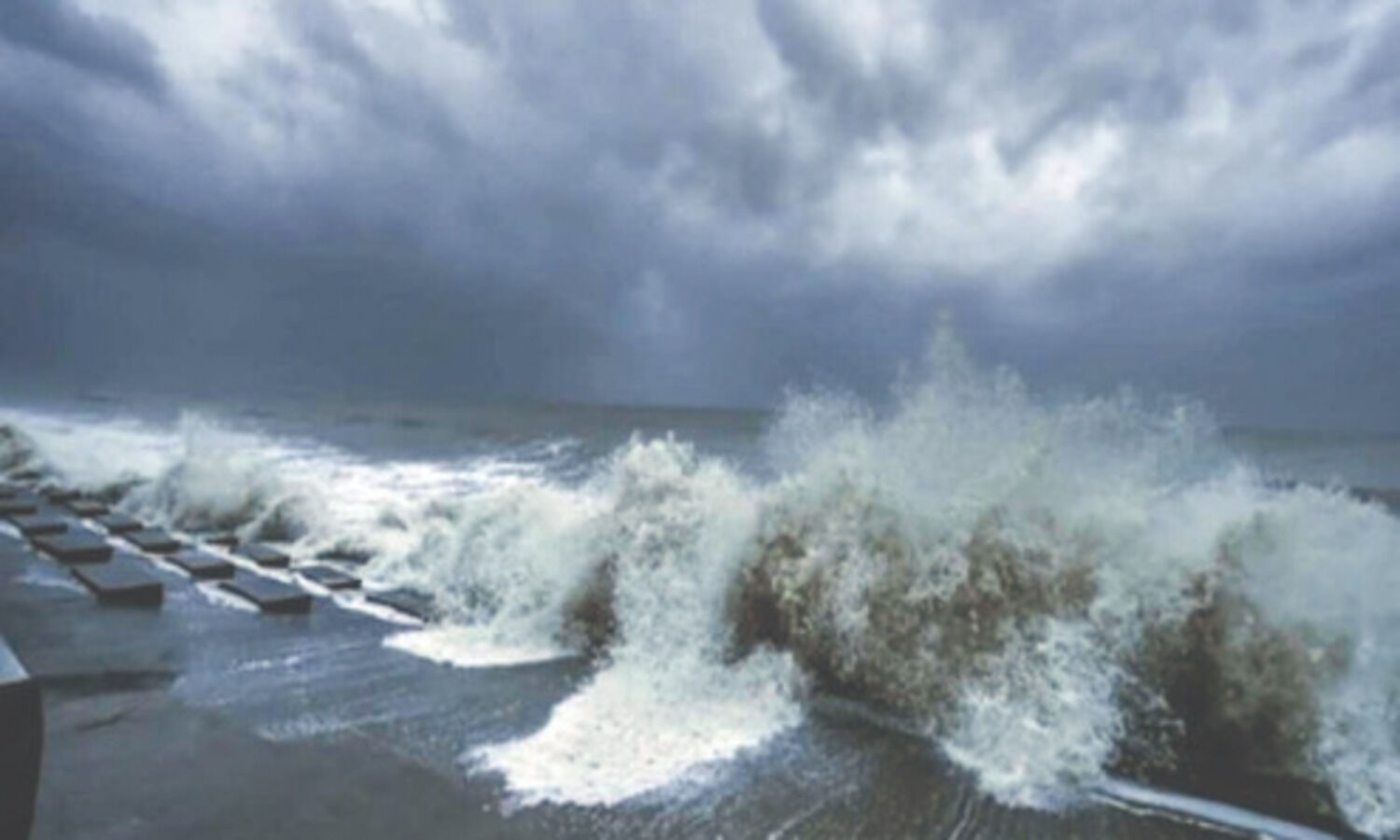 Cyclonic storm likely to hit Odisha, AP coasts on Sat