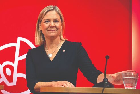 Swedens first female Prime Minister presents her government Swedens first female Prime Minister presents her government