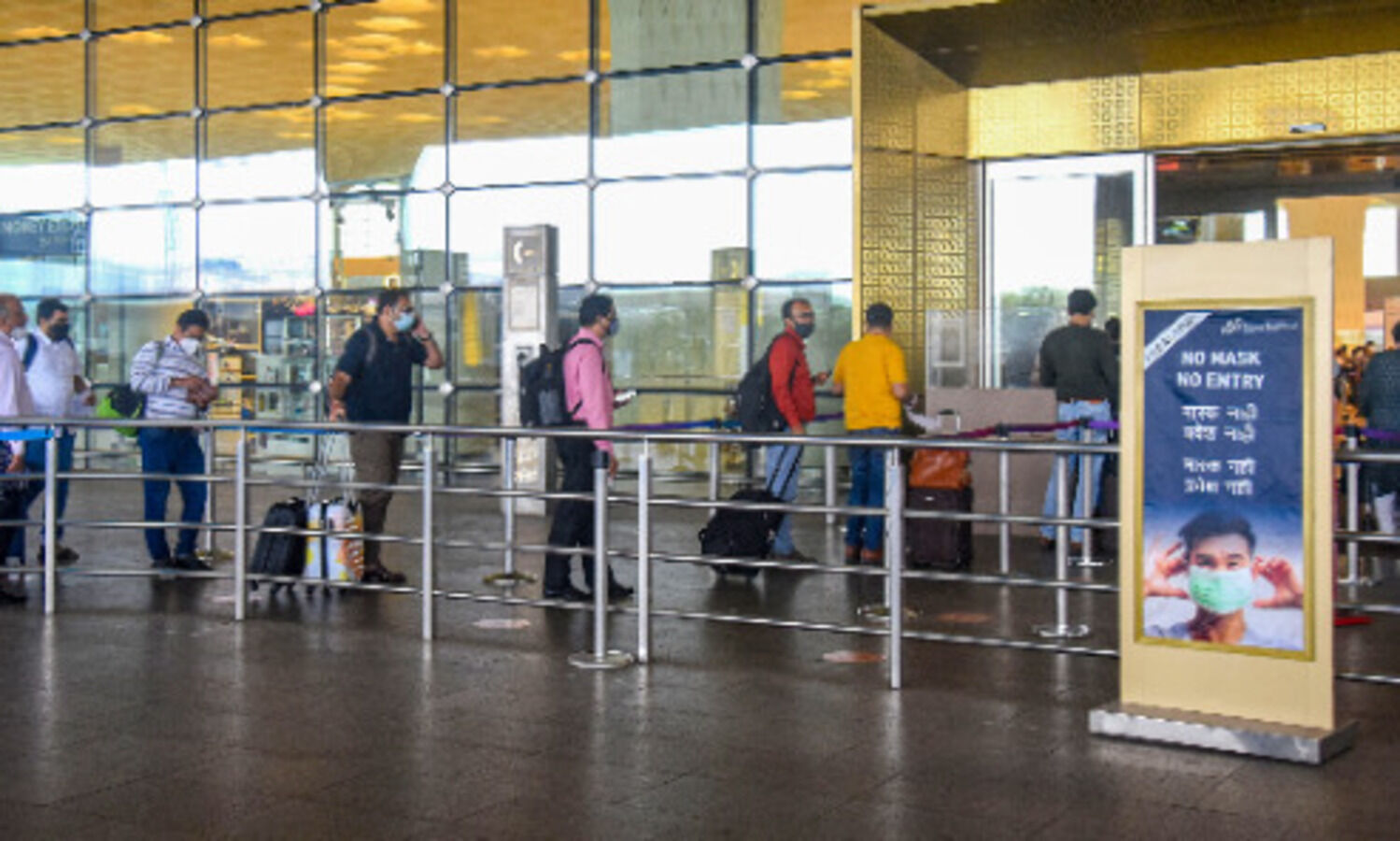 Intl passengers subject to random COVID sampling can leave airport after giving samples: MoCA