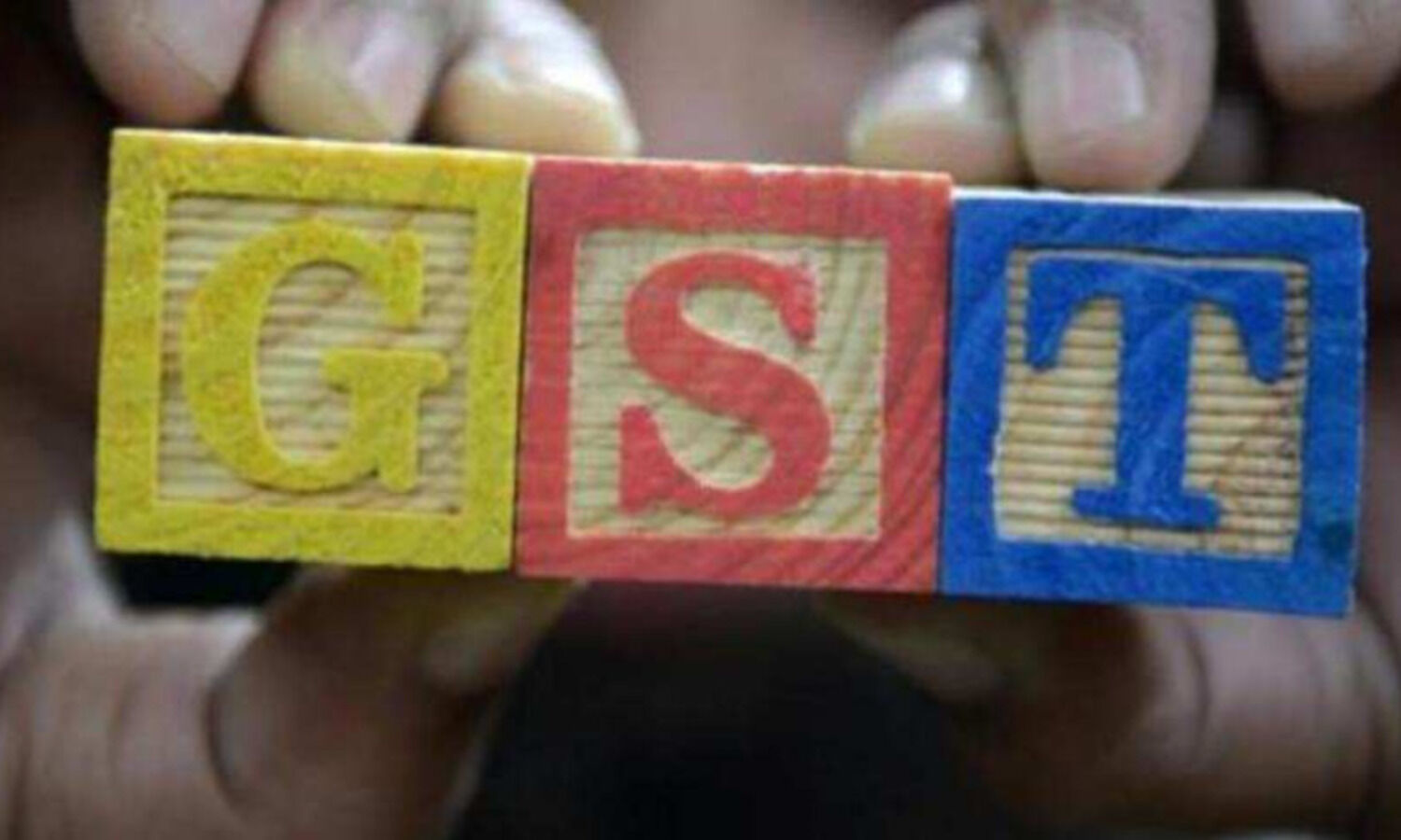 GST collection in November  jumps 25% to `1.31 lakh crore